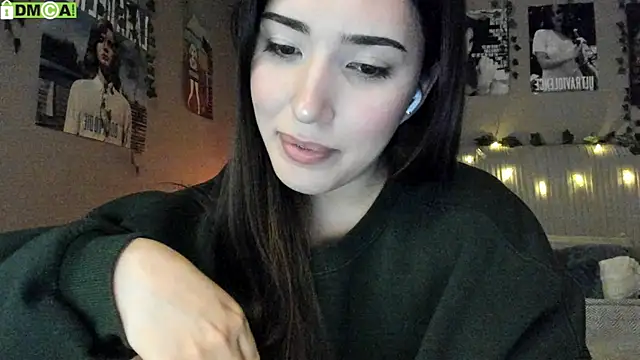 Snapshot of Anisawithlove chatting on October 25, 8:11 am Anisawithlove online show from October 25, 8:11 am