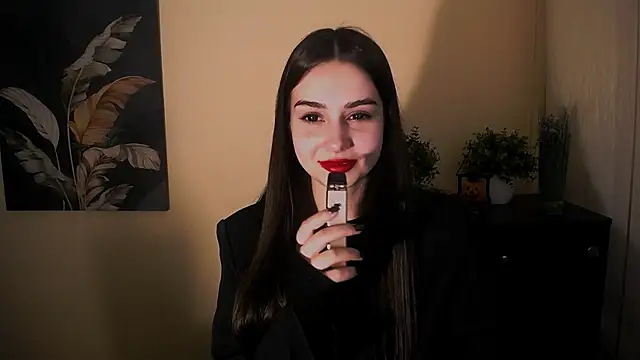 Lili magic online show from October 31, 12:09 pm