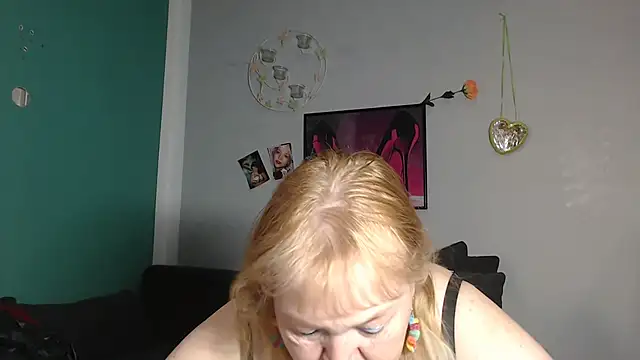 Blasflittchen online show from February 18, 3:55 pm