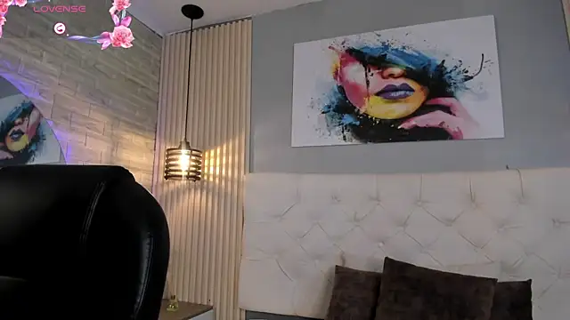 emma  smith1 online show from September 17, 10:57 am