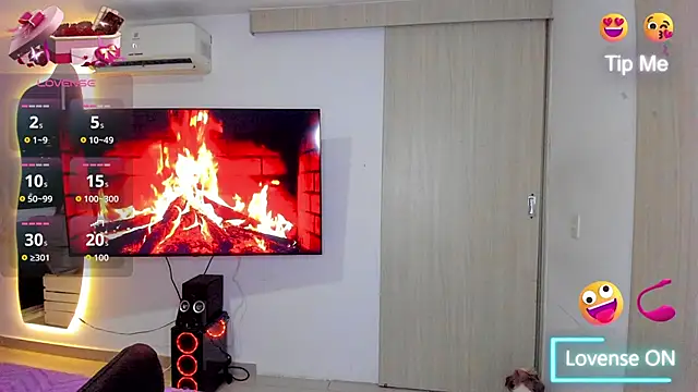 AbrilStivenson  online show from November 29, 1:42 am