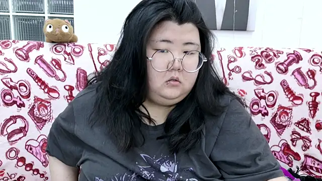 Nadine asian online show from April 3, 8:34 am