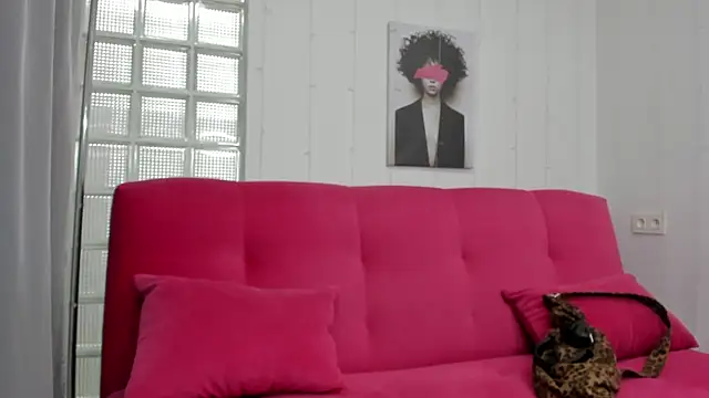 Nadine asian online show from February 10, 4:15 am