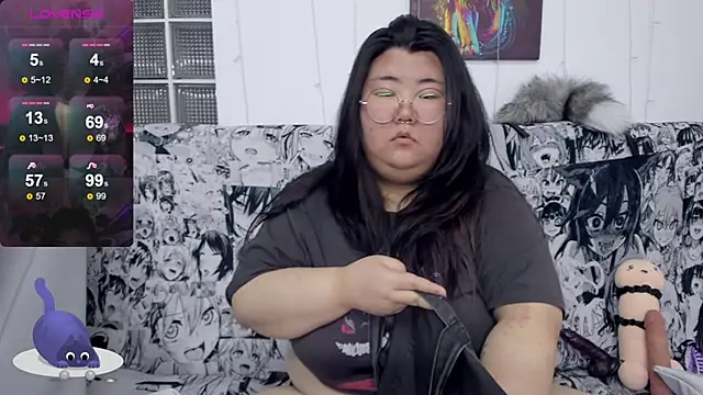 Nadine asian online show from September 19, 8:24 am