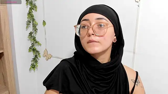 aysel elid online show from April 12, 11:39 pm