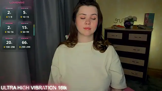 cutie mili online show from August 4, 2:56 pm