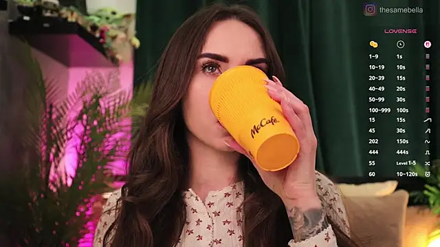 BabyYoda- online show from April 20, 9:07 pm