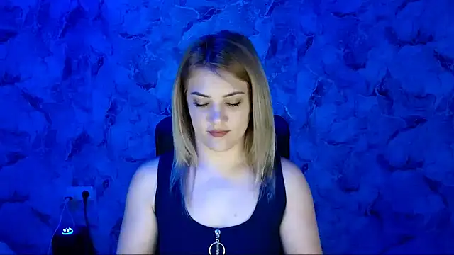 nika gold1 online show from May 11, 3:07 pm