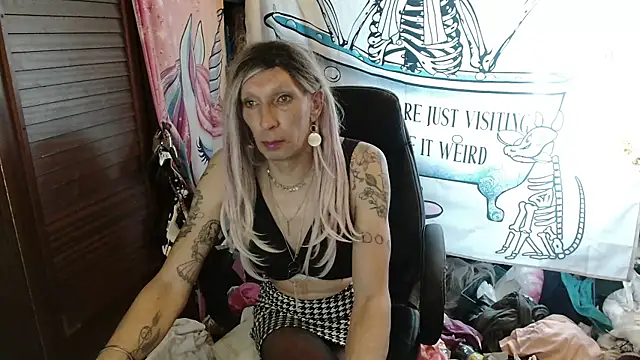 Ombeline1 online show from March 12, 12:52 pm