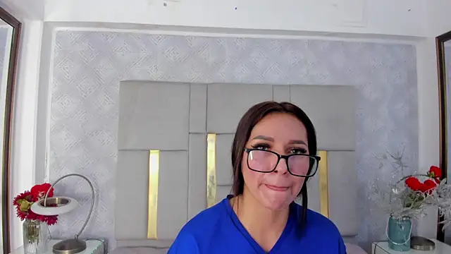 Camilaa Sanchez  online show from October 13, 12:08 pm