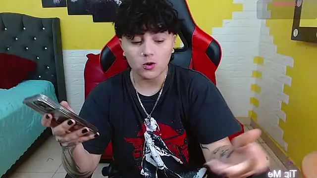 isabeautyx19 online show from February 21, 2:12 am