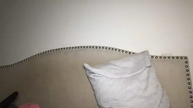 xoxcatt online show from November 8, 5:56 am