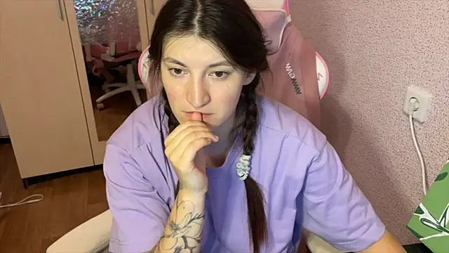 Katrin  kiss online show from March 4, 4:46 pm