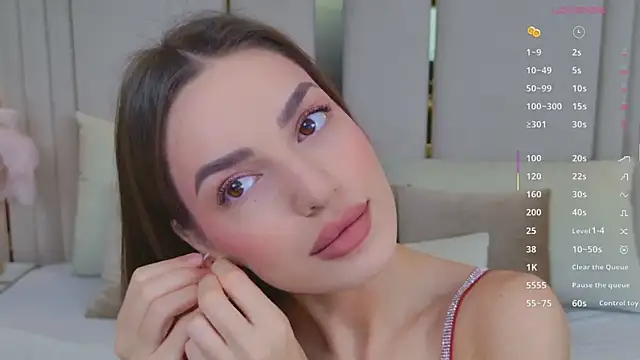 BellaHalles online show from February 27, 5:40 am