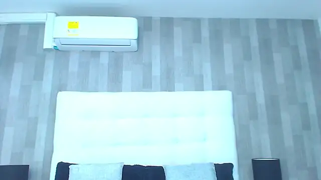 LeahMillerr online show from January 12, 12:54 pm