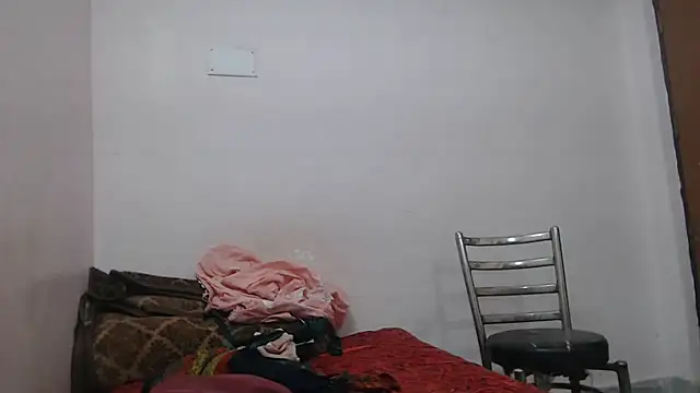 Snapshot of wildbabes chatting on October 18, 10:22 pm wildbabes online show from October 18, 10:22 pm