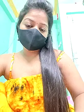 Monalisa Singh online show from October 13, 6:21 pm