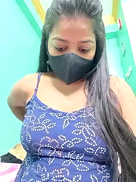 Monalisa Singh online show from October 18, 6:21 pm