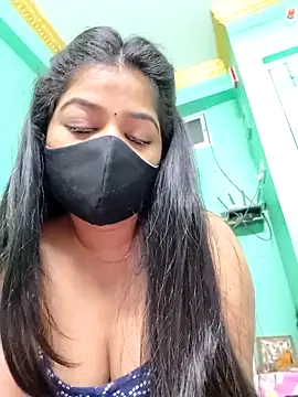 Monalisa Singh online show from March 7, 6:59 pm