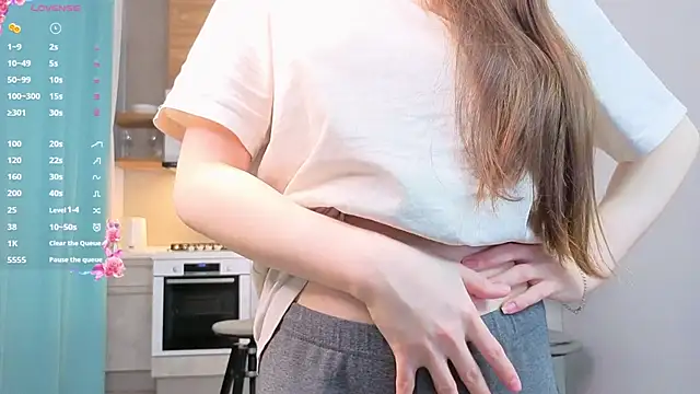 DonnaBurkee online show from December 3, 4:15 am