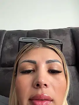 SALOOMEE   online show from September 15, 4:47 pm