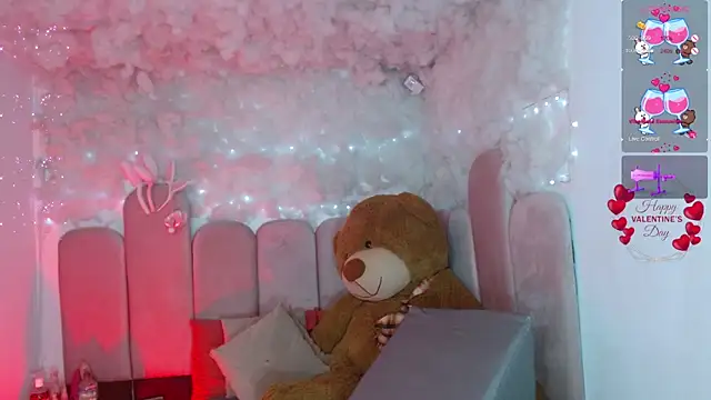 puca ebony online show from February 14, 5:04 pm