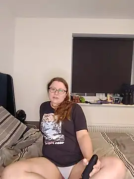 Kiarassecrets online show from March 23, 8:59 pm