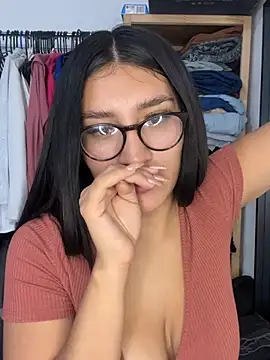 Sexyedith09 online show from April 2, 7:11 pm