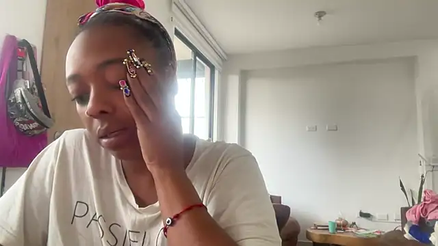 ChocolateCakeQueen online show from November 1, 8:35 pm