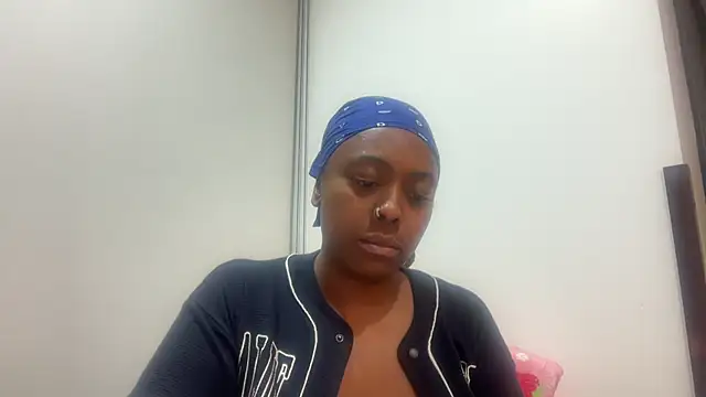 ChocolateCakeQueen online show from January 16, 2:51 am