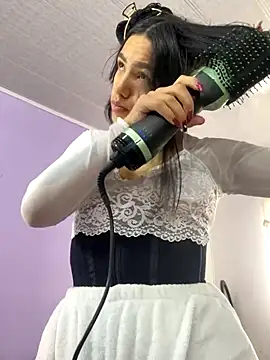 hannahb-e online show from September 9, 2:39 pm