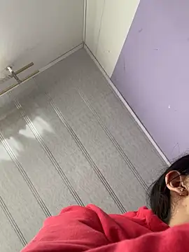 hannahb-e online show from June 1, 3:03 pm
