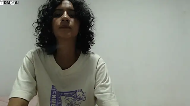 AlinaWoolf  online show from February 3, 11:51 pm