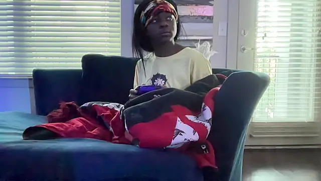 ahmi skai online show from November 14, 1:11 pm