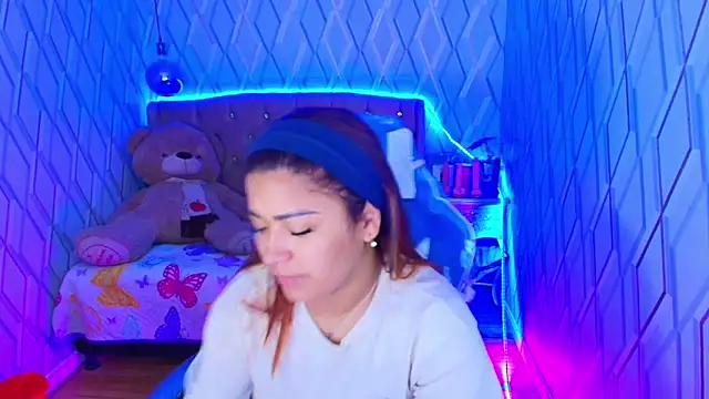 NicolleTaylor online show from October 23, 4:18 am