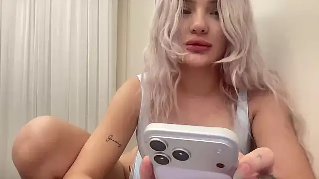 petitebeauty online show from March 23, 2:29 am