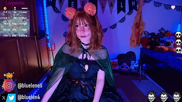 bluelen online show from October 31, 9:24 am