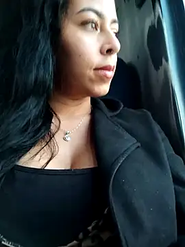 Emily Wane online show from February 5, 4:54 pm