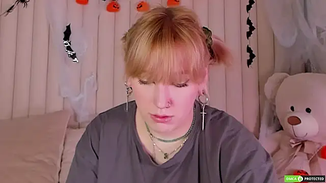 Snapshot of RachelCart chatting on October 22, 3:11 am RachelCart online show from October 22, 3:11 am