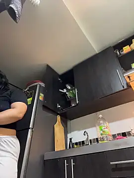 JulianaCastillo online show from April 14, 9:53 am