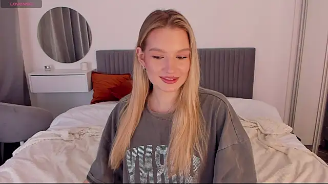 CassieRayss online show from November 13, 1:21 pm