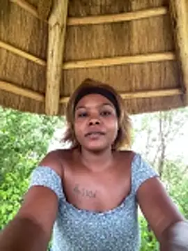 Blossom26 online show from October 25, 1:52 pm