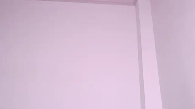 caarlywhitee online show from April 12, 1:30 am