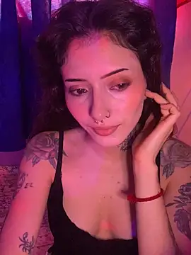 LiliJones  online show from September 22, 2:15 pm