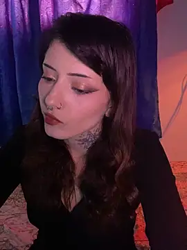 LiliJones  online show from September 17, 5:11 pm