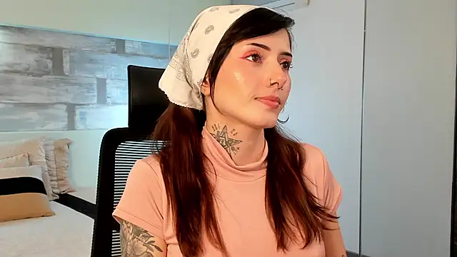 LiliJones  online show from September 19, 8:41 pm