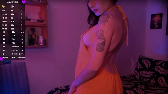 LiliJones  online show from March 17, 5:17 pm