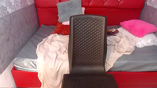 blackhotbody online show from April 8, 2:35 am