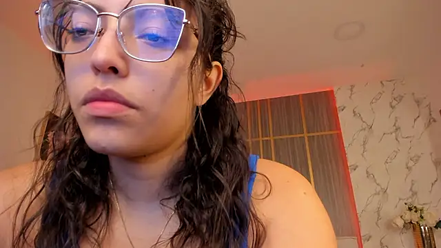 Dollar-girl online show from March 5, 1:40 pm