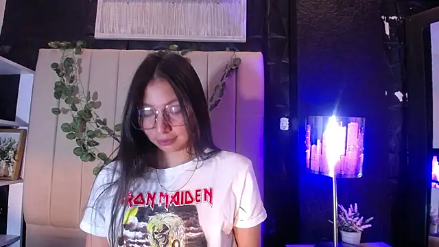 kendall saenz online show from October 2, 7:30 pm